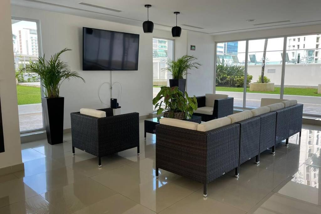 Malecon Americas By Andiani Travel Cancún Buitenkant foto